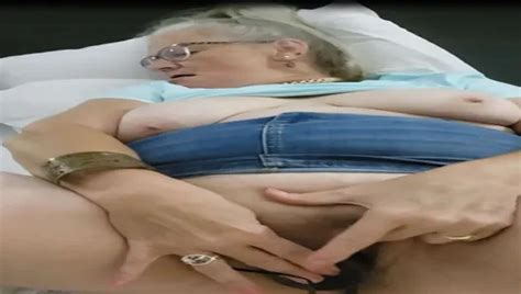 Horny American Milf Masturbates XHamster