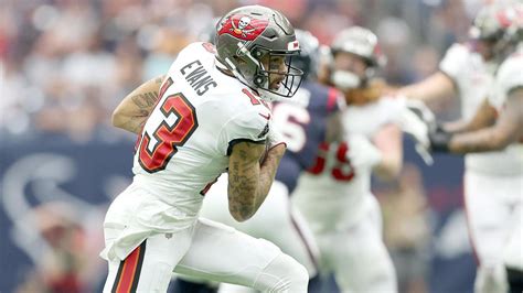 Buccaneers Wr Mike Evans Reaches Major Career Milestone Vs Texans