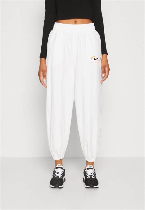 Nike Sportswear Trend Tracksuit Bottoms White Zalandode