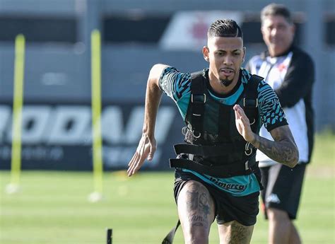 Com Novidades Confira A Escalação Do Vasco Para Enfrentar O