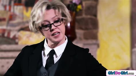 Milf Roleplays As Teen Fans Favourite Character And Facesits