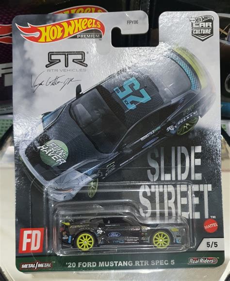 Hot Wheels Slide Street 20 Ford Mustang Hobbies Toys Toys Games On Carousell
