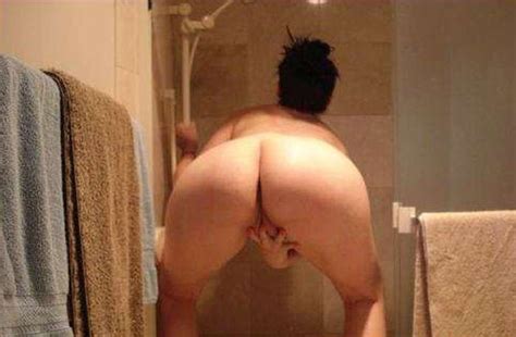 Pictures Of A Sexy Girlfriend Masturbating In The Nude Porn Pictures XXX Photos Sex Images