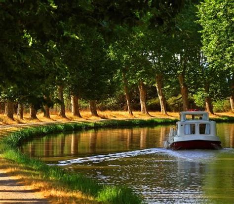 Le Canal Du Midi En Bateau Tourisme En Occitanie