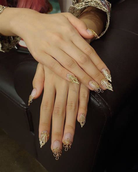 Lo T B Nail C A Lisa Qu X N D L S Th Nh Hot Trend Khi N Ch Em Mu N U C C Ti M Nail