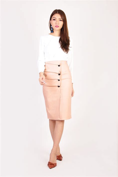 Nyla Button Skirt In Nude MGP