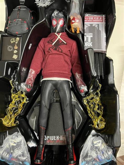 Hot toys hot toya Spiderman Miles Morales VGM 興趣及遊戲 玩具 遊戲類 Carousell