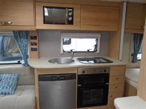 Compass Corona 574 2014 United British Caravans