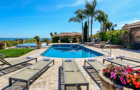 Explore The Grounds Of Passages Malibu Luxury Rehab Facility