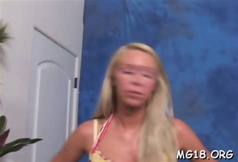 Lusty Blonde Babe Brynn Tyler Finds A Big Lever