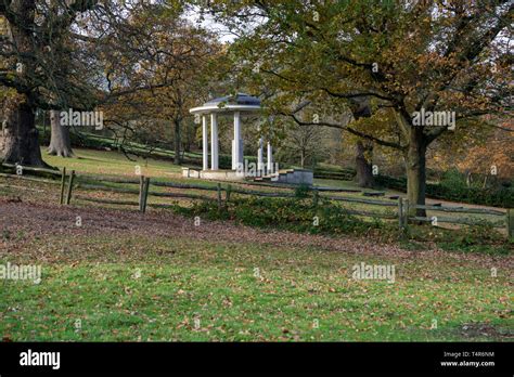 Kennedy Memorial Runnymede Stock Photo Alamy