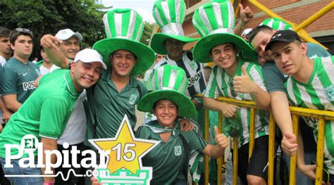 Los Hinchas Verdolagas Celebran Con La Estrella De Atl Tico Nacional