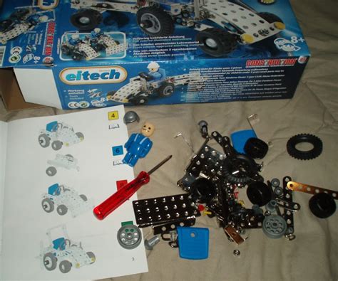 hot toys   eitech construction sets rural mom