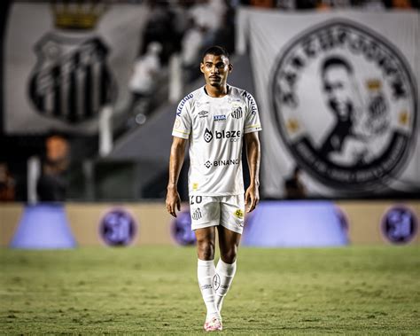 Joaquim Comemora Vitória Do Santos Mas Cobra Correções Da Equipe