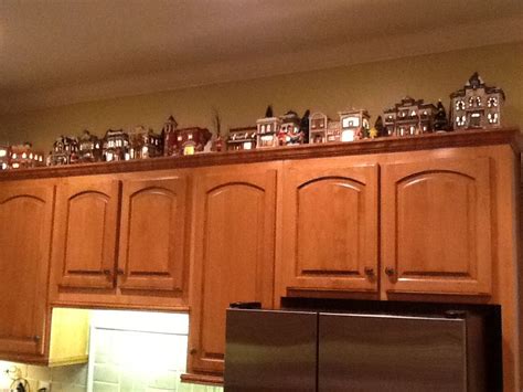 Christmas Garland Above Kitchen Cabinets Homystyle