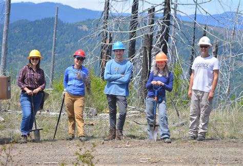North Umpqua River Tree Planting Native Fish Society