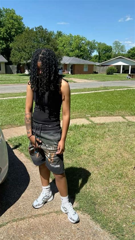 Pin By Victoria Maynard On My Lesbian Board In Stud Outfits Stud Outfits Female Studs