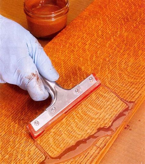 Что такое порозаполнитель и для чего его используют при отделке древесины