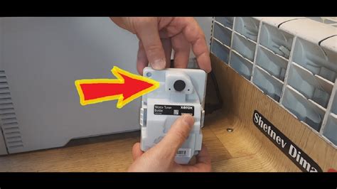 Xerox C230 / C235 Замените емкость для отработанного тонера - YouTube