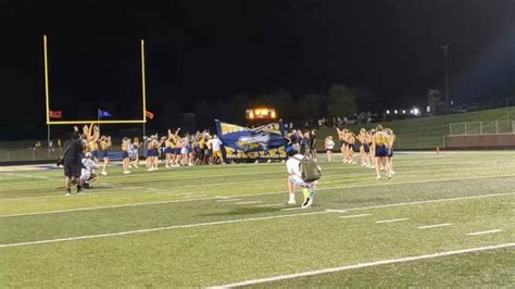 Videos - Hudsonville Eagles (Hudsonville, MI) Varsity Football