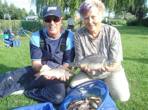 Sycamore Lakes - Roadside fishing lake