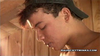 Trío al aire libre empresa gay follada XVIDEOS