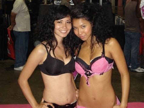 Exxxotica LA Porn Fan Community Forum