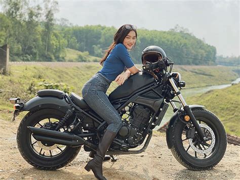 Dàn hot girl tập Gym 3 vòng nóng bỏng đại chiến vì chung kết EURO