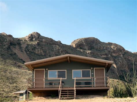 Big Bend Cabins, Cozy Clean Quiet Rooms, Shared Decks, Great Views