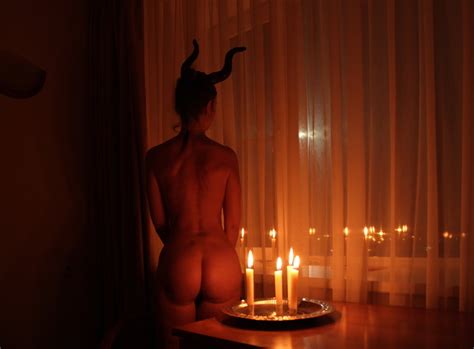 Naked Maleficent With Candles 24 Pics XHamster