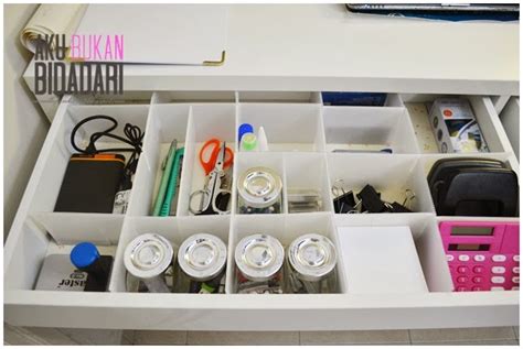 bukan bidadari susun atur workstation laci