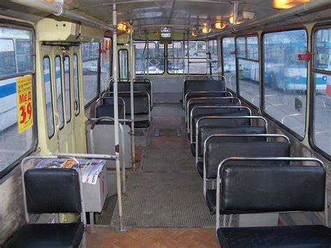 Троллейбус ЗиУ-9 переоборудованный для автономного хода | Бортовой ...