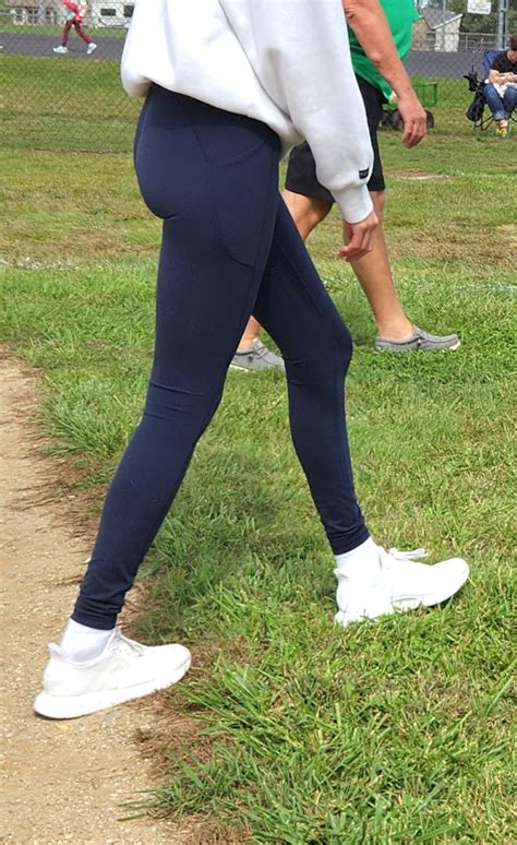 Tight Brunette In Yogas Spandex Leggings Yoga Pants Forum