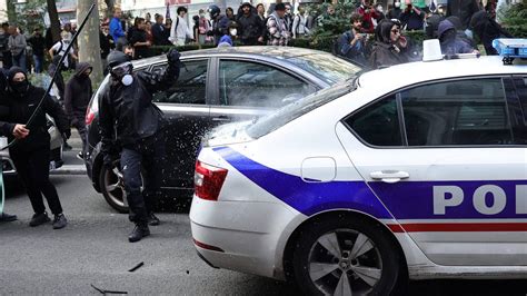 Faits Divers Justice Voiture De Police Attaquée à Paris Un Majeur