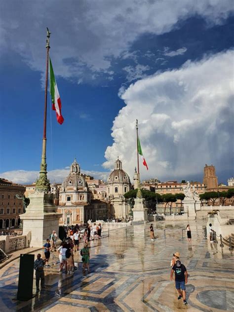 The Altar of the Fatherland in Rome - A Fantastic Viewpoint