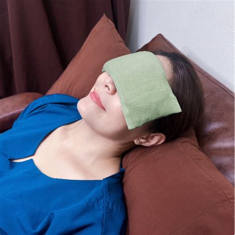 ประคบตา รอน เยน สมนไพร Eye pillow hot cold with herb Shopee Thailand