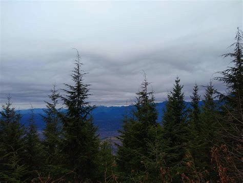 Rattlesnake Mountain Traverse Hike near Seattle – Top Left Adventures