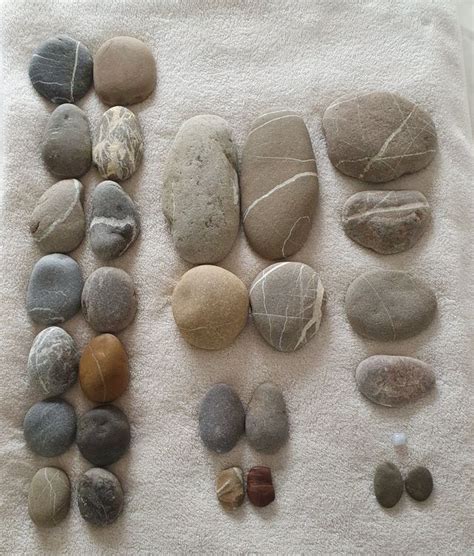 Hot Stone Massage Steine Naturstein Set Schweiz Neu und originalverpackt in Wermatswil für