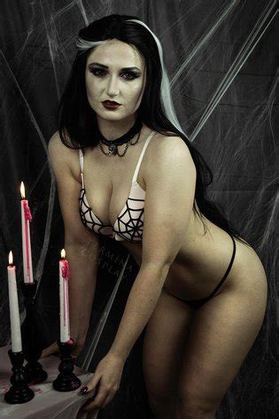 Lily Munster Cosplay Luscious Hentai Manga Porn