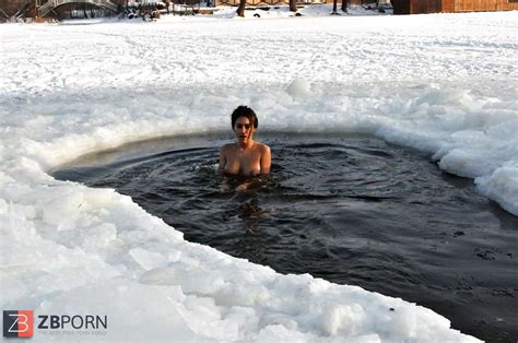 Ukrainian Winter Naturist Gang INNUSKA ZB Porn