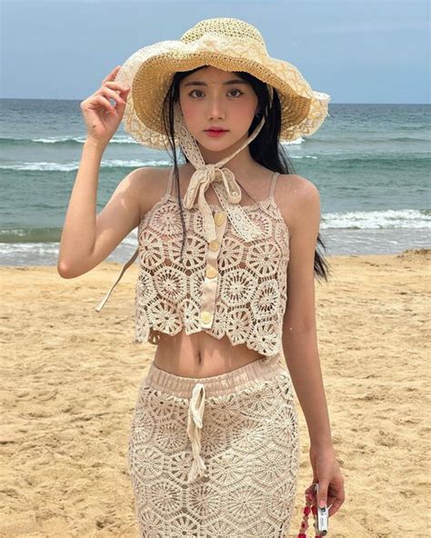 Top Nh Tiktoker Qu Nh Tr Ng Cute Xinh Sexy C C Hot