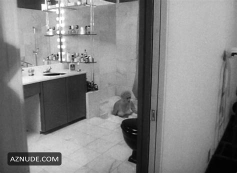 MARNI CASTLE Nude AZNude