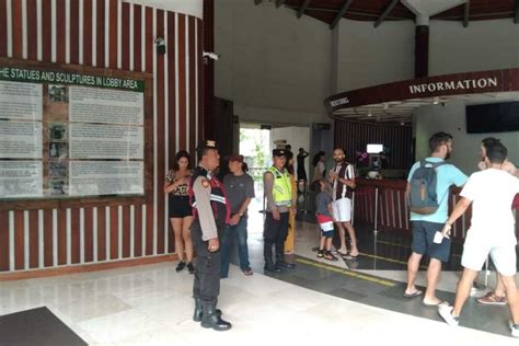 Kunjungan Ke Monkey Forest Ubud Didominasi Wisman Balipost