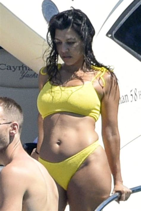 Kourtney Kardashian Gross Bikini Of The Day Drunkenstepfather