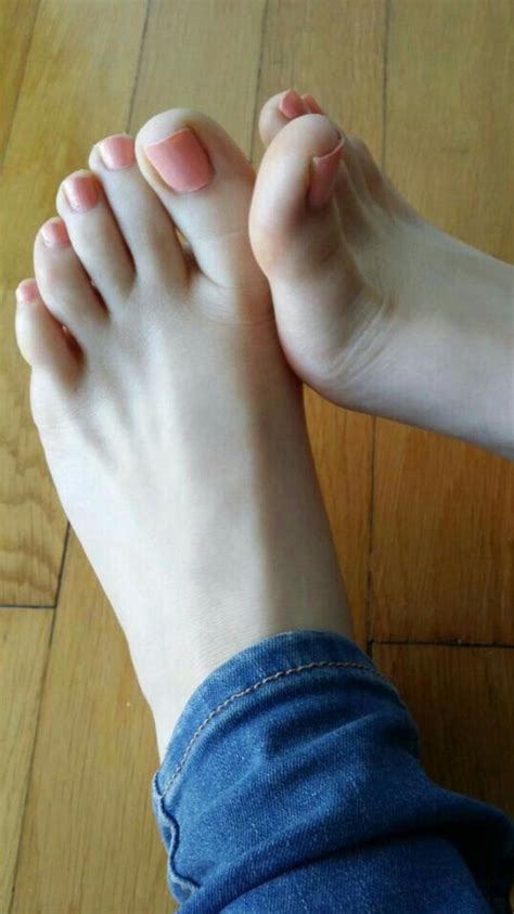 Cute Toe Nails Nice Toes Pretty Toes Feet Soles Womens Feet Foot