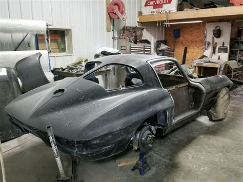 1963 1967 Corvette Replica Coupe Custom Image Corvettes In 2021 Kit