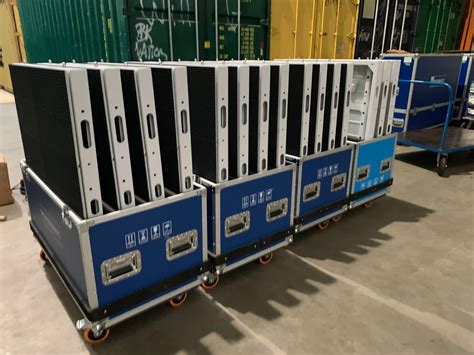 Linsnled Naked Eye Outdoor D Led Display Screen Outdoor Waterproof Led Advertising Panels Buy