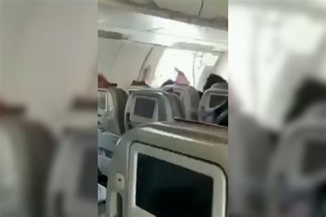 Un Pasajero Abrió La Puerta De Emergencia De Un Avión En Pleno Vuelo La Tercera