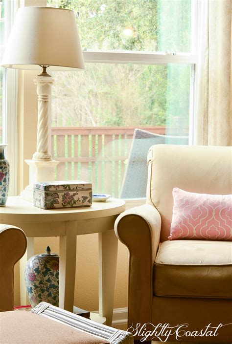 It's A Summer Flamingo Living Room: Florida Style