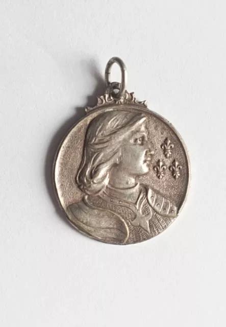 ANCIENNE MÉDAILLE JEANNE d Arc En Métal Argenté EUR 20 00 PicClick FR